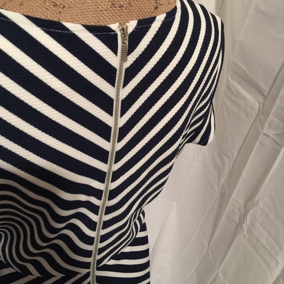 🔥LAST CHANCE/DONATING SOON - Picture 6 of 7